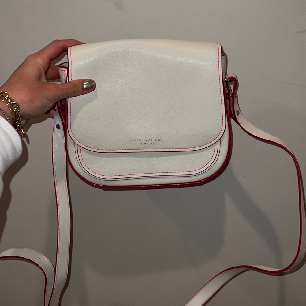 Marc Jacobs White with pink stitching crossbody bag